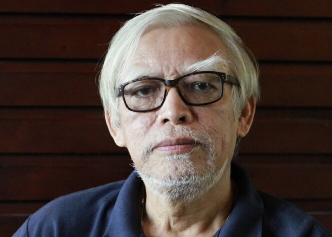 “Ông[-]Cự[-]trả[-]lời[-]như[-]lấy[-]thúng[-]úp[-]voi”